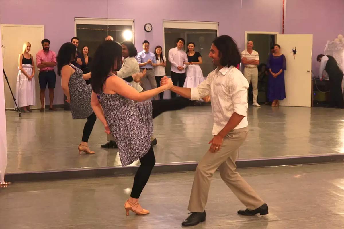 5-Common-Mistakes-Beginners-Make-in-Ballroom-Dancing