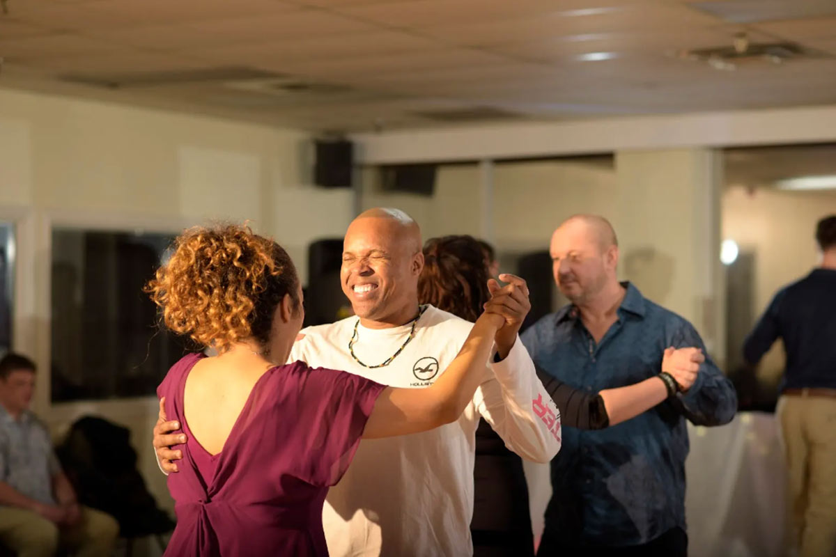 What to Expect at Your First Salsa Class (and How Not to Be Nervous) 